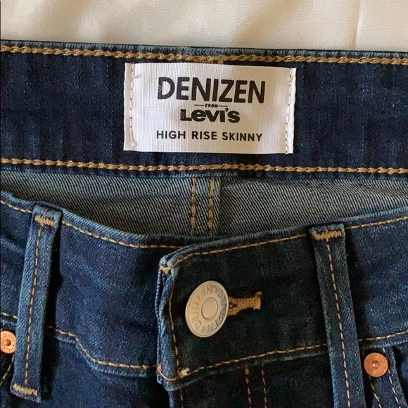 Levi’s Women’s Denizen Jeans - Picture 8 of 14